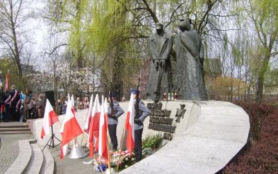 Uroczystości 75. rocznicy zbrodni katyńskiej w Katowicach