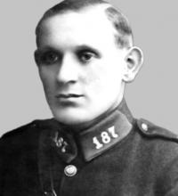 Piotr KISZNIEWSKI