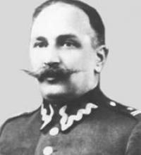 Edmund ŁAKIŃSKI