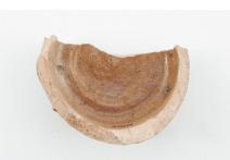 Fragment denka garnuszka glinianego- wypalonego i ze szkliwem