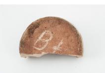 Fragment denka garnuszka glinianego- wypalonego i ze szkliwem